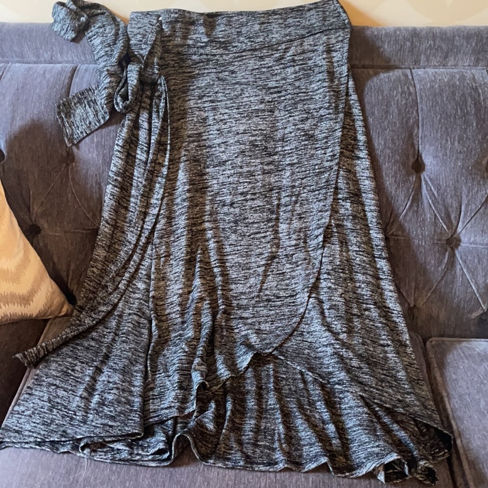 Gap midi wrap skirt size M